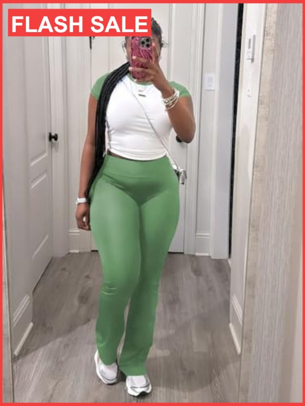 Large Lightweight Polyester Elastane Crop Tank Top High Waisted Sweatpants Set - Picture 3 of 6